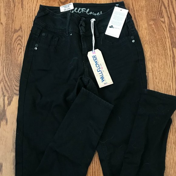 Wallflower Denim - Wallflower Double Button Skinny Jean